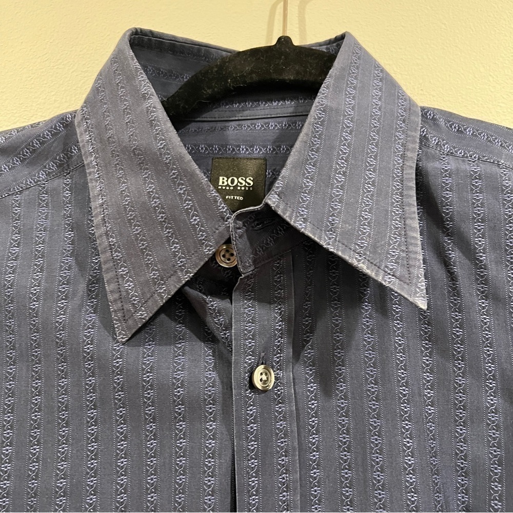 Hugo Boss Button Down Patterned Shirt - Picture 6 of 7